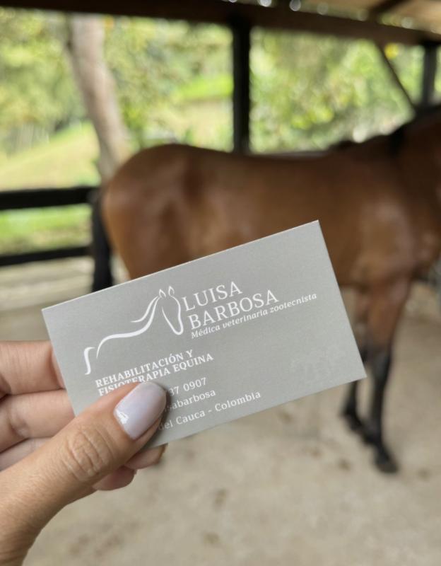 Dra.Luisa Barbosa  Médica veterinaria zootecnista